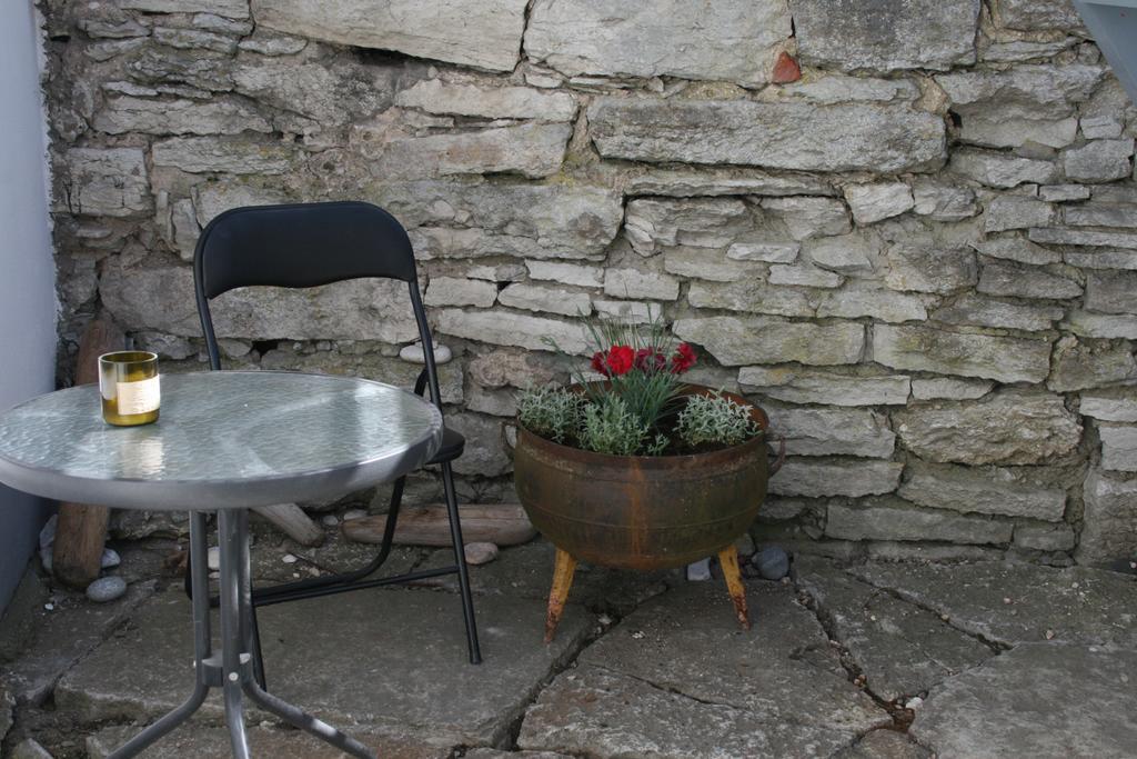 Visby Innerstad Laegenheter & Rum Esterno foto